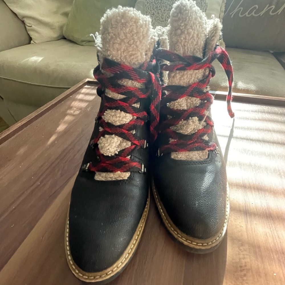Dr Scholls Wedge Fur Lined Boots